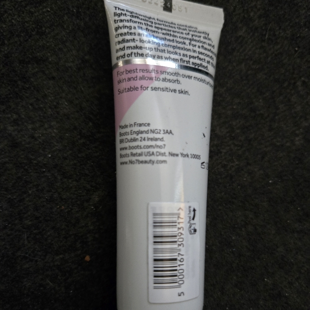 No7 Airbrush Away Radiance Boosting Primer ioz 30ml see all pics Hp🔥🔥🔥 - Picture 3 of 5